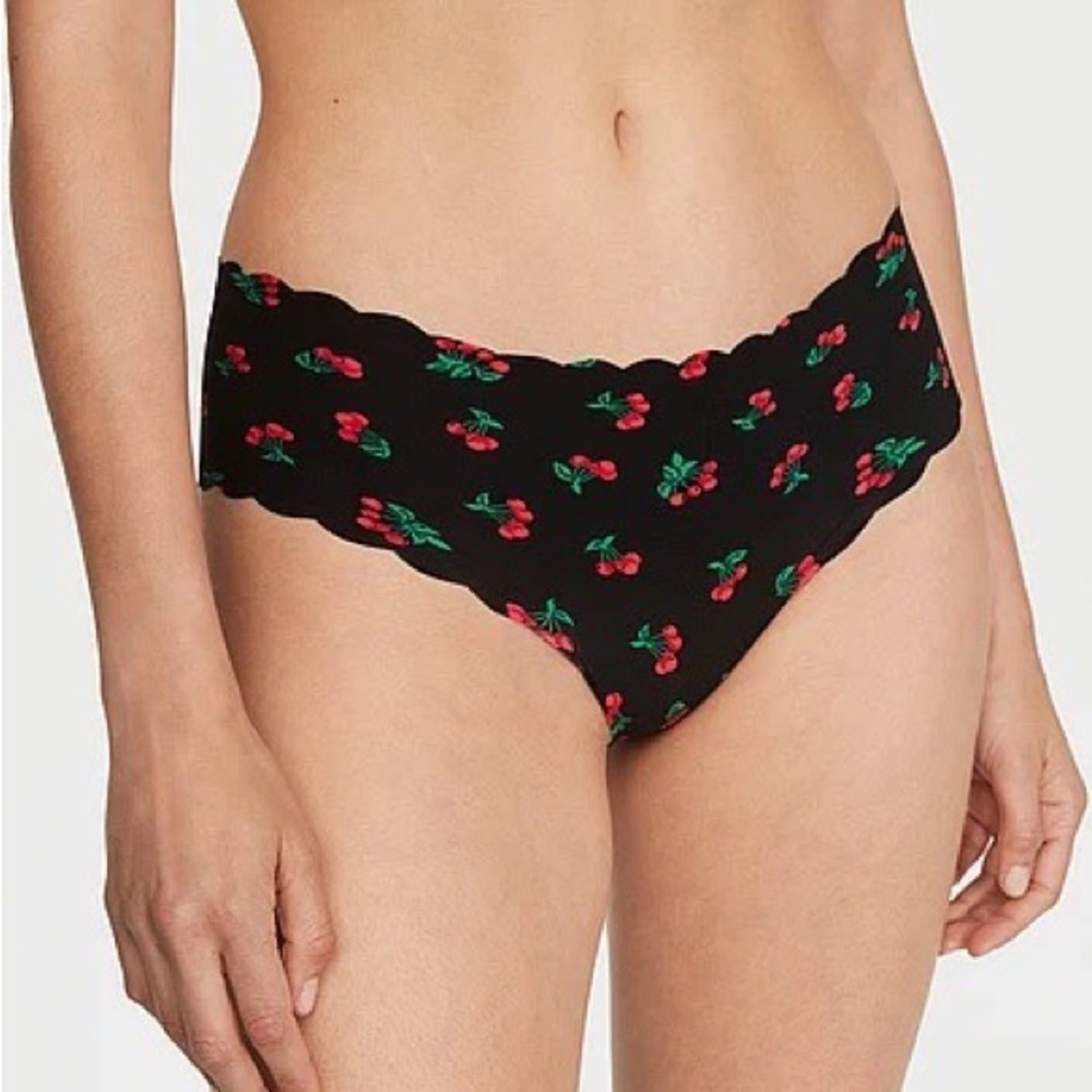 Victoria's Secret No Show Cheeky Panty Black w Cherry Graphic Medium NEW